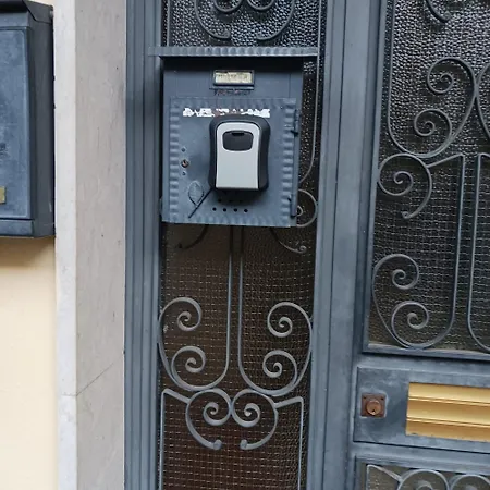 Mamaca My Sicilian Apartment